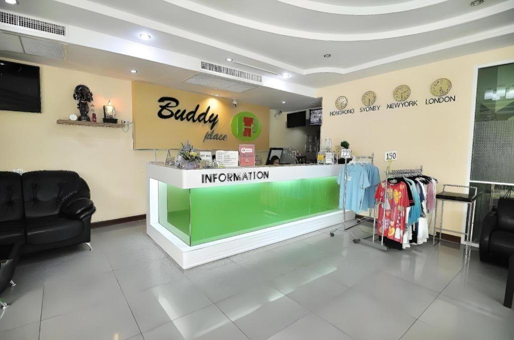 Buddy Place Bangkok Buitenkant foto