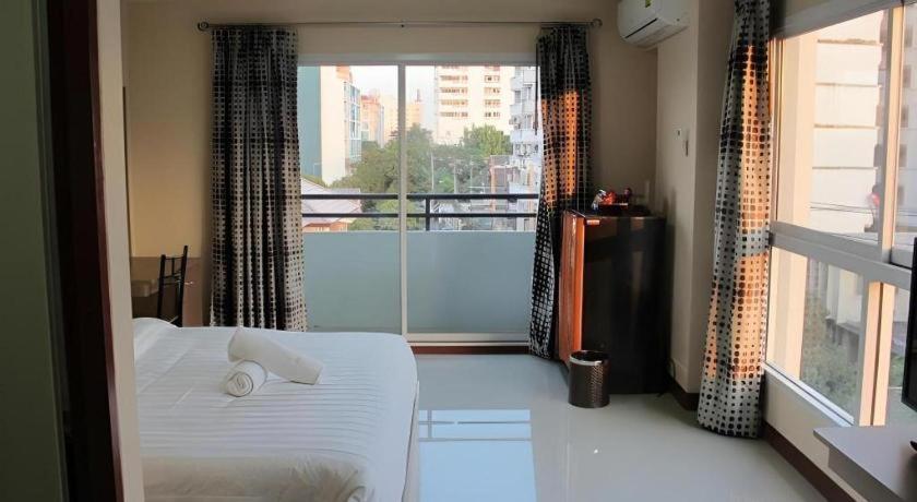 Buddy Place Bangkok Buitenkant foto