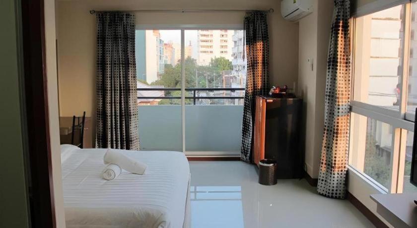 Buddy Place Bangkok Buitenkant foto